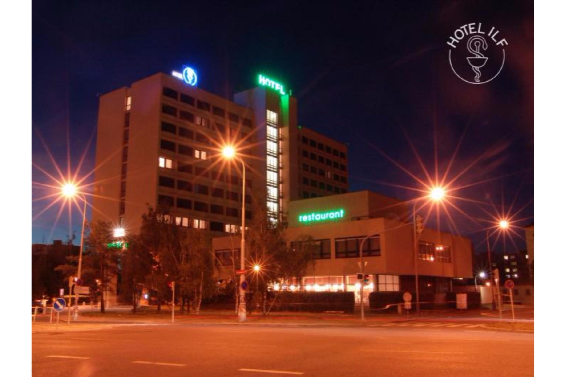 Hotel Ilf Praga Exterior foto