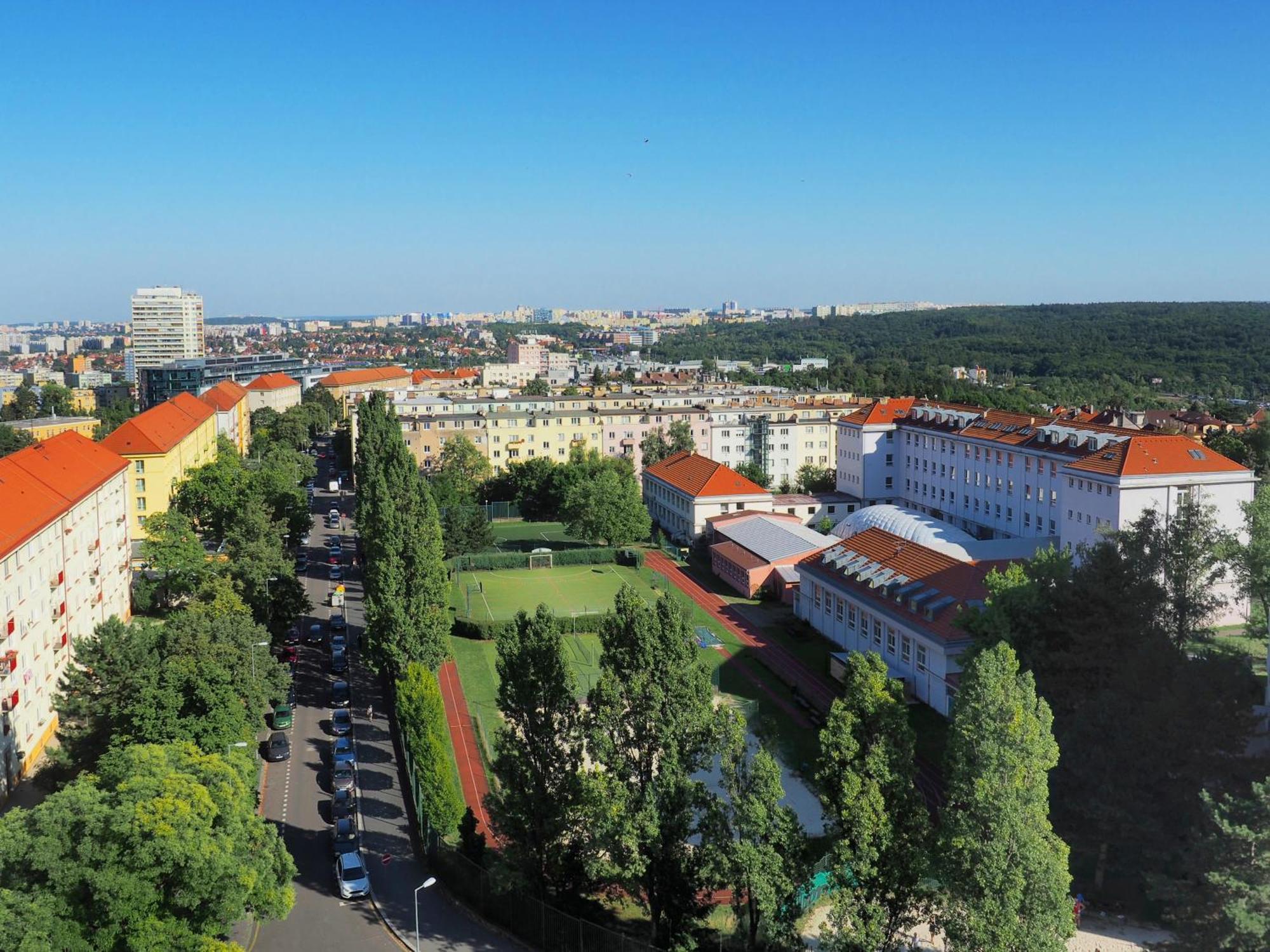 Hotel Ilf Praga Exterior foto